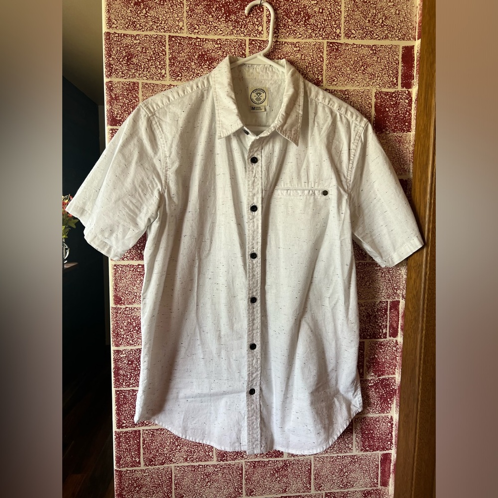 Voyager White Short Sleeve Button Down Shirt